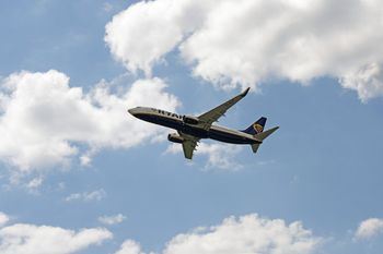 Łódź: Zimowe połączenia z lotniska. Mniej lotów do Bergamo, więcej do Londynu