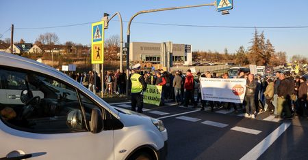 Protest na zakopiance. Tworzą się korki