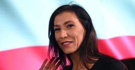 Ewa Zajączkowska-Hernik znów jest na językach. A jak wygląda jej życie poza polityką? Oto, kim jest jej mąż (FOTO)