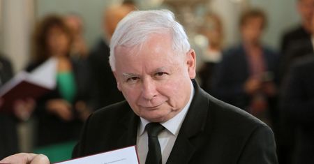 Kij w szprychy rewolucji (Opinia)