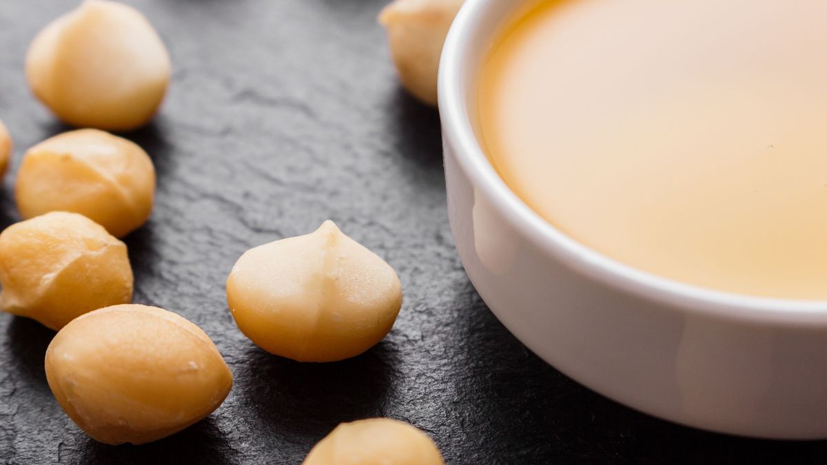 Olej z makadamia warto stosować codziennie.