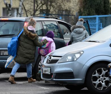 Fiskus żąda VAT. Fatalna wiadomość dla rodziców