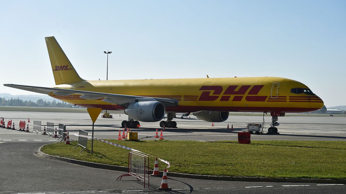 Samolot DHL