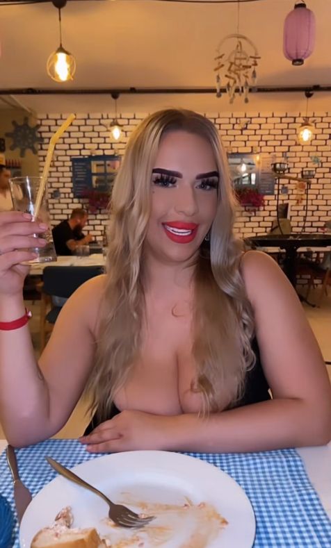 Polka zafundowała sobie "tureckie zęby"