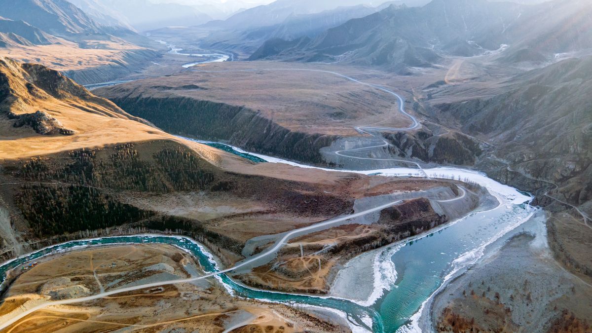 Połączenie rzek Czuji i Katunia, Republika Ałtaju, Syberia,Rosja