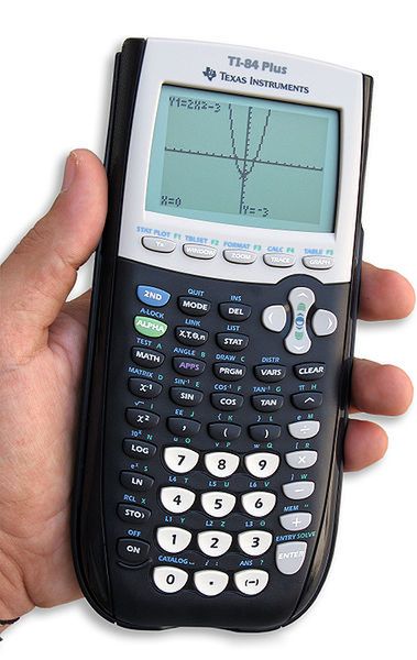 Najsłynniejsze kalkulatory świata - TI-84 oraz TI-Nspire CX CAS 2