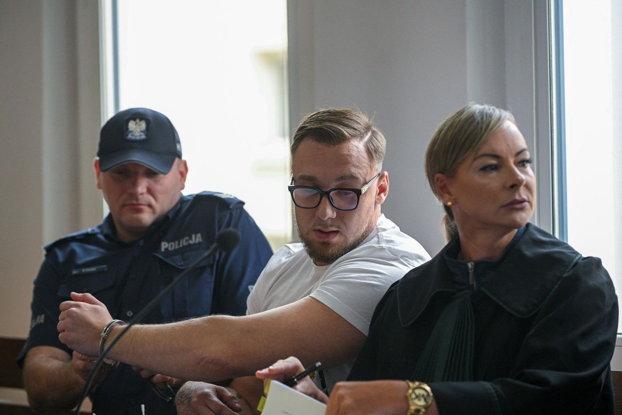 Trwa proces Łukasza Żaka. Zeznania złożyli pierwsi świadkowie. Pasażerowie opowiedzieli, co działo się w aucie w chwili wypadku