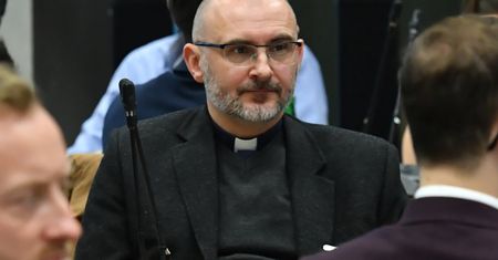 Ksiądz uderza w biskupów. Podaje konkretne przykłady