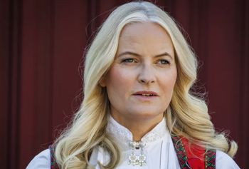 Instalacja z Mette-Marit i Epsteinem w Oslo. Nowy projekt artysty