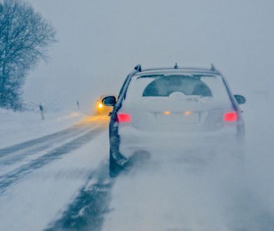 W weekend uderzy śnieżyca. Nadchodzi "Bestia ze Wschodu". Zapowiada się paraliż na drogach