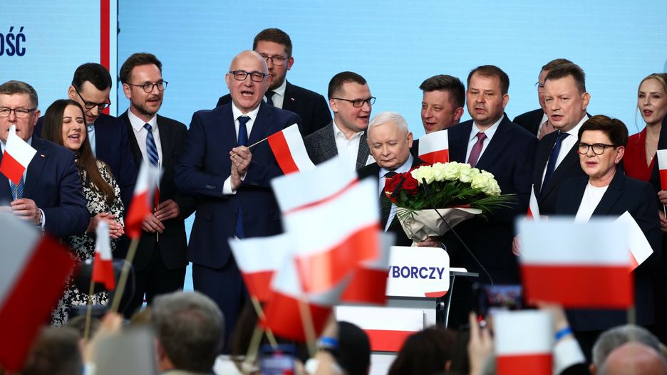 Mateusz Morawiecki, Beata Szydło czy Mariusz Błaszczak mieliby większe szanse w wyborach prezydenckich 2025 niż Waldemar Buda, Joachim Brudziński czy Tobiasz Bocheński, ale ich druga tura byłaby niepewna