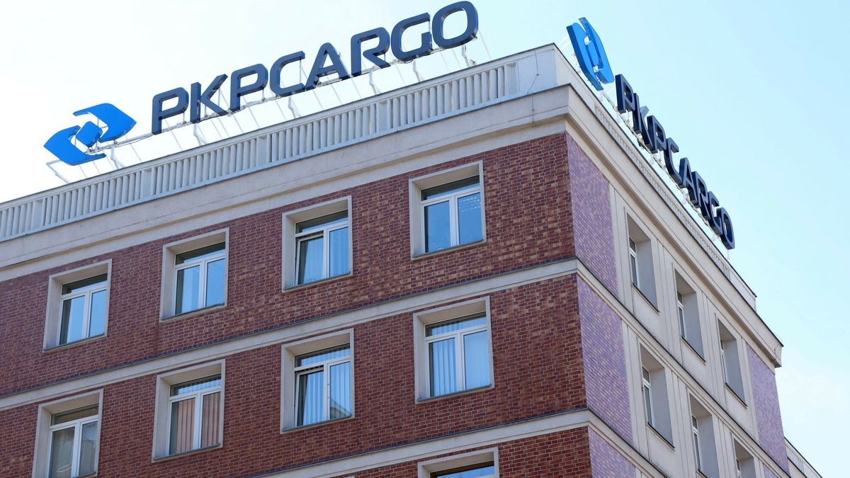 PKP Cargo łączy się z siedmioma podmiotami. Nowa struktura spółk