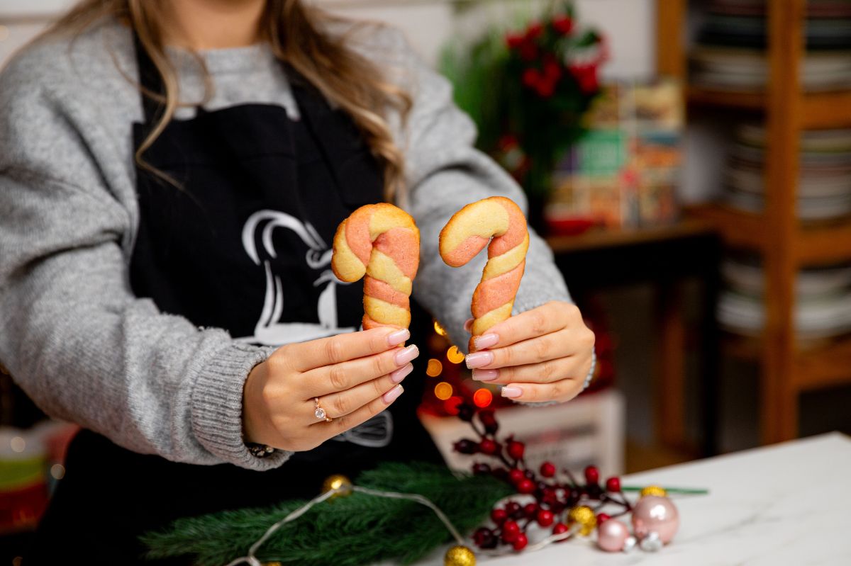 Brilliant cookies in a holiday atmosphere