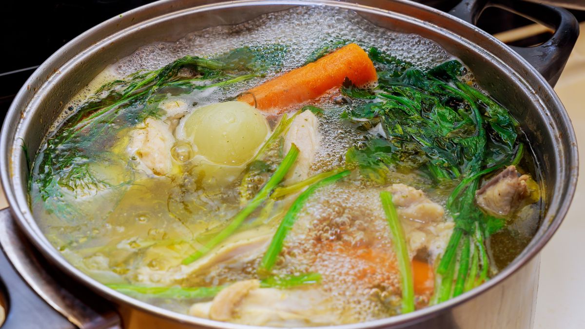 Kiedy dodać sól do rosołu? 