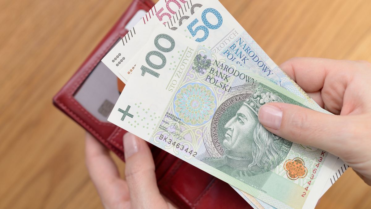 Ile wyniesie najniższa krajowa w 2025 roku?