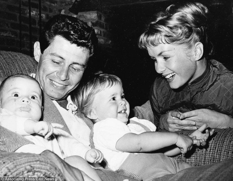 Debbie Reynolds i Eddie Fisher z dziećmi