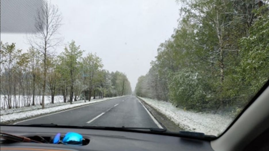 Śnieg na trasie do Mrągowa (zdjęcie czytelnika)