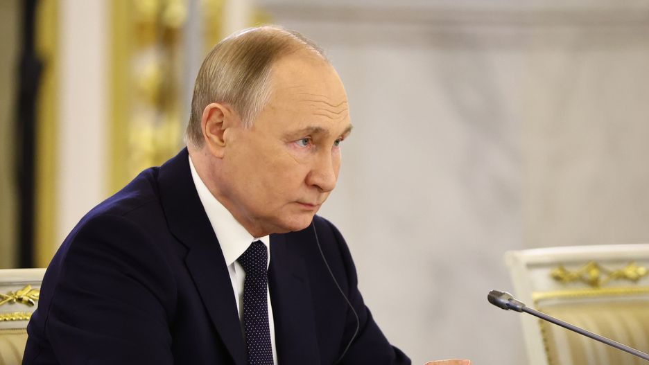 Russia's President Vladimir Putin attends a meeting with United Arab Emirates' president at the Kremlin in Moscow, Russia, 21 October 2024. EPA/EVGENIA NOVOZHENINA / POOL Dostawca: PAP/EPA.