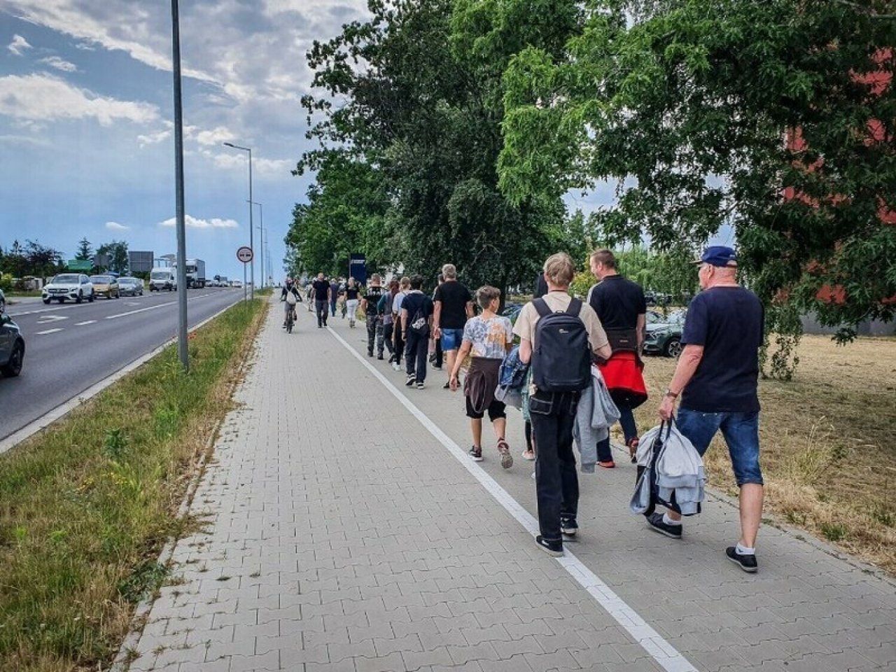Parkingi na Antidotum Airshow 2025