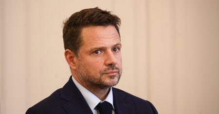 Trzaskowski nie wytrzymał. Uderza w "PiS-owskiego aparatczyka"