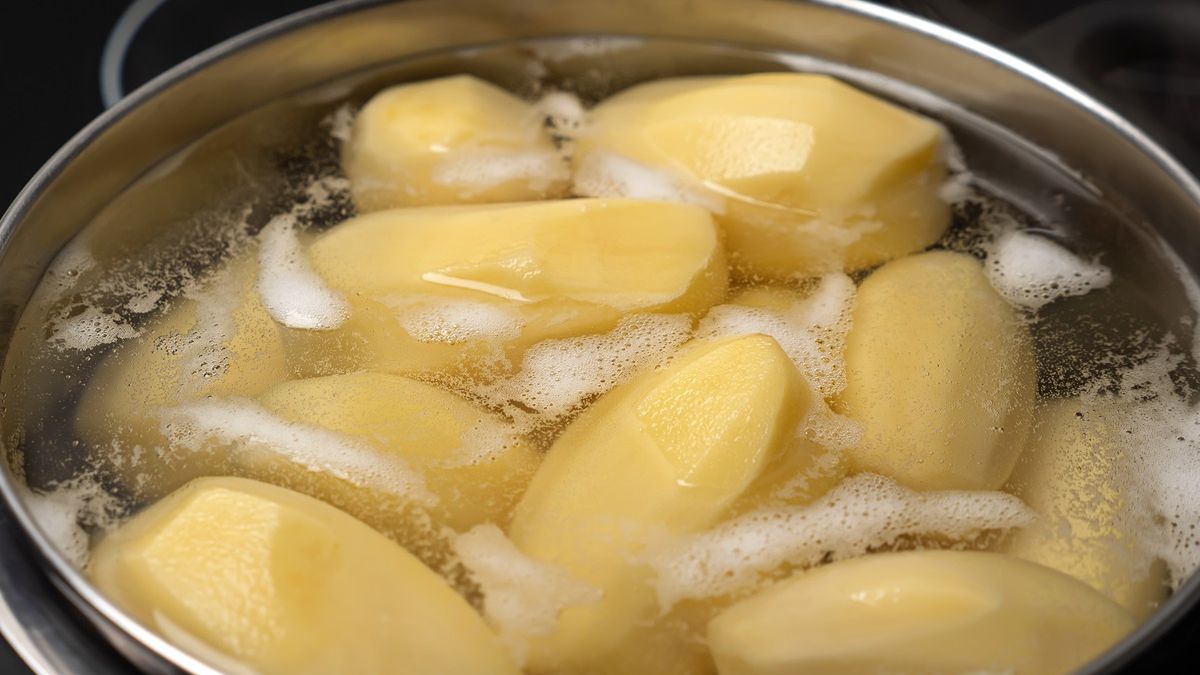 Jak szybciej ugotować ziemniaki?