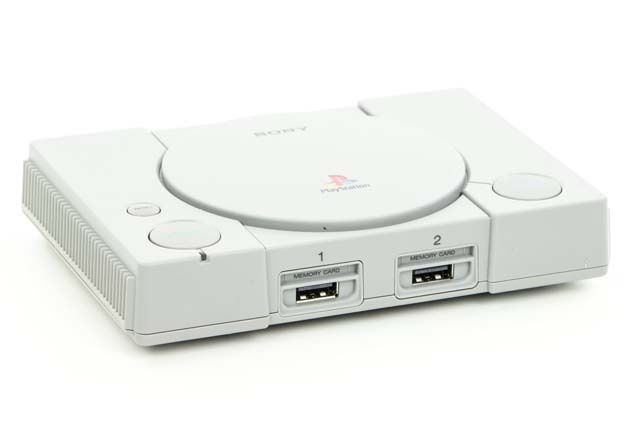 PlayStation Classic - widok z przodu