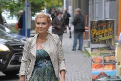 Skrzynecka w krótkiej sukience w ciąży! Wygląda kwitnąco