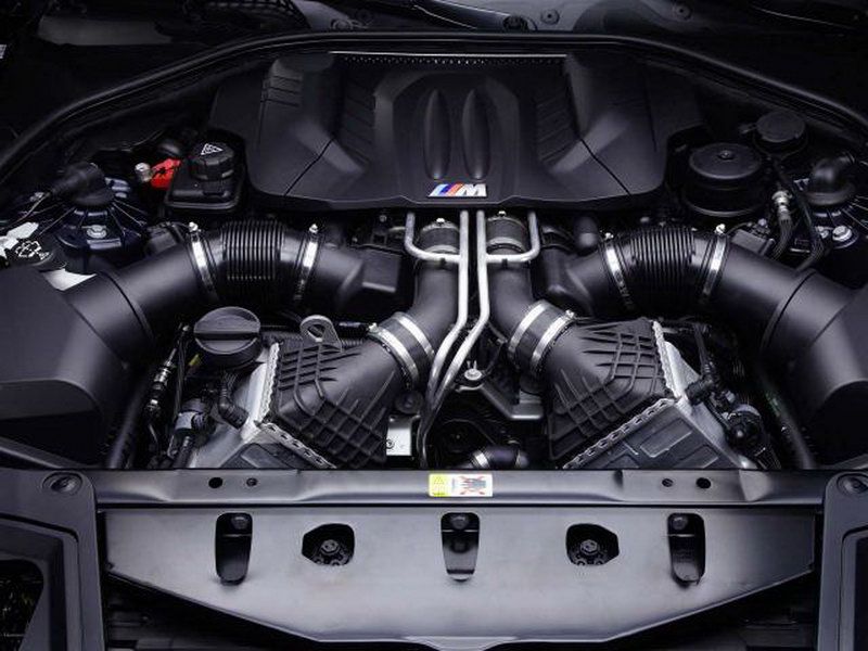 BMW M5 (F10)