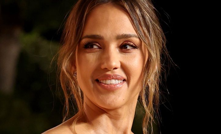 Jessica Alba już znalazła pocieszenie po mężu, z którym rozwodzi się po 17 latach? "Przyłapano" ją ze znanym komikiem