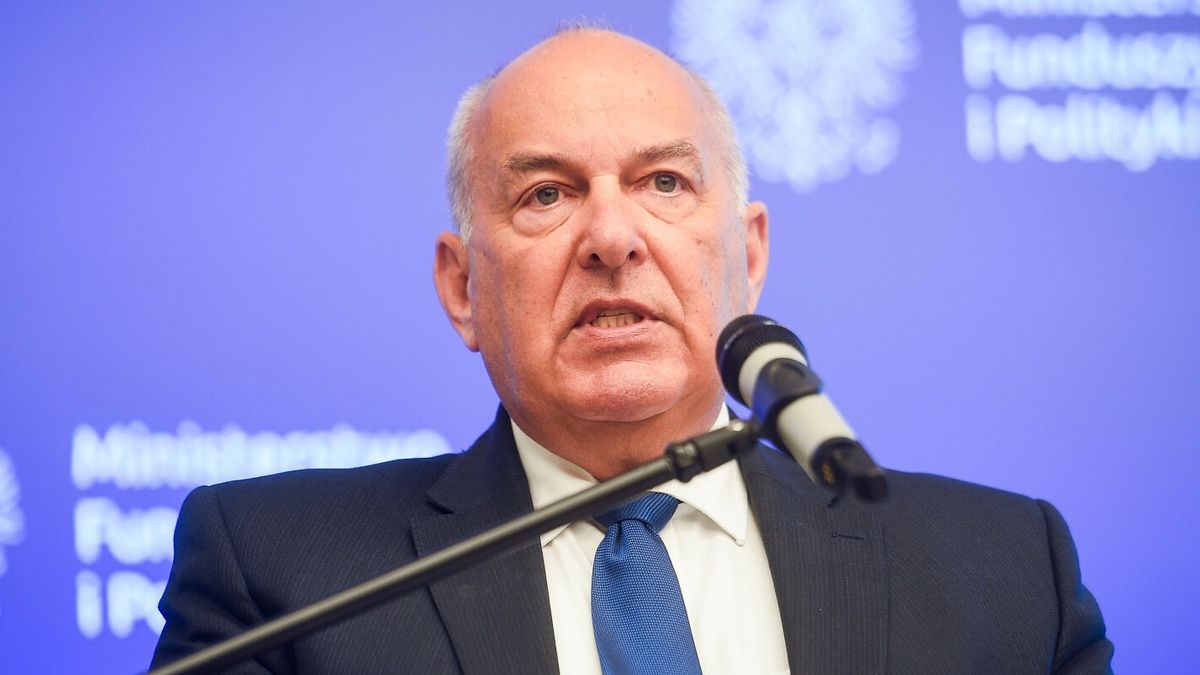 Według szefa resortu finansów, stabilna sytuacja fiskalna w Polsce jest dostrzegana przez największe agencje ratingowe