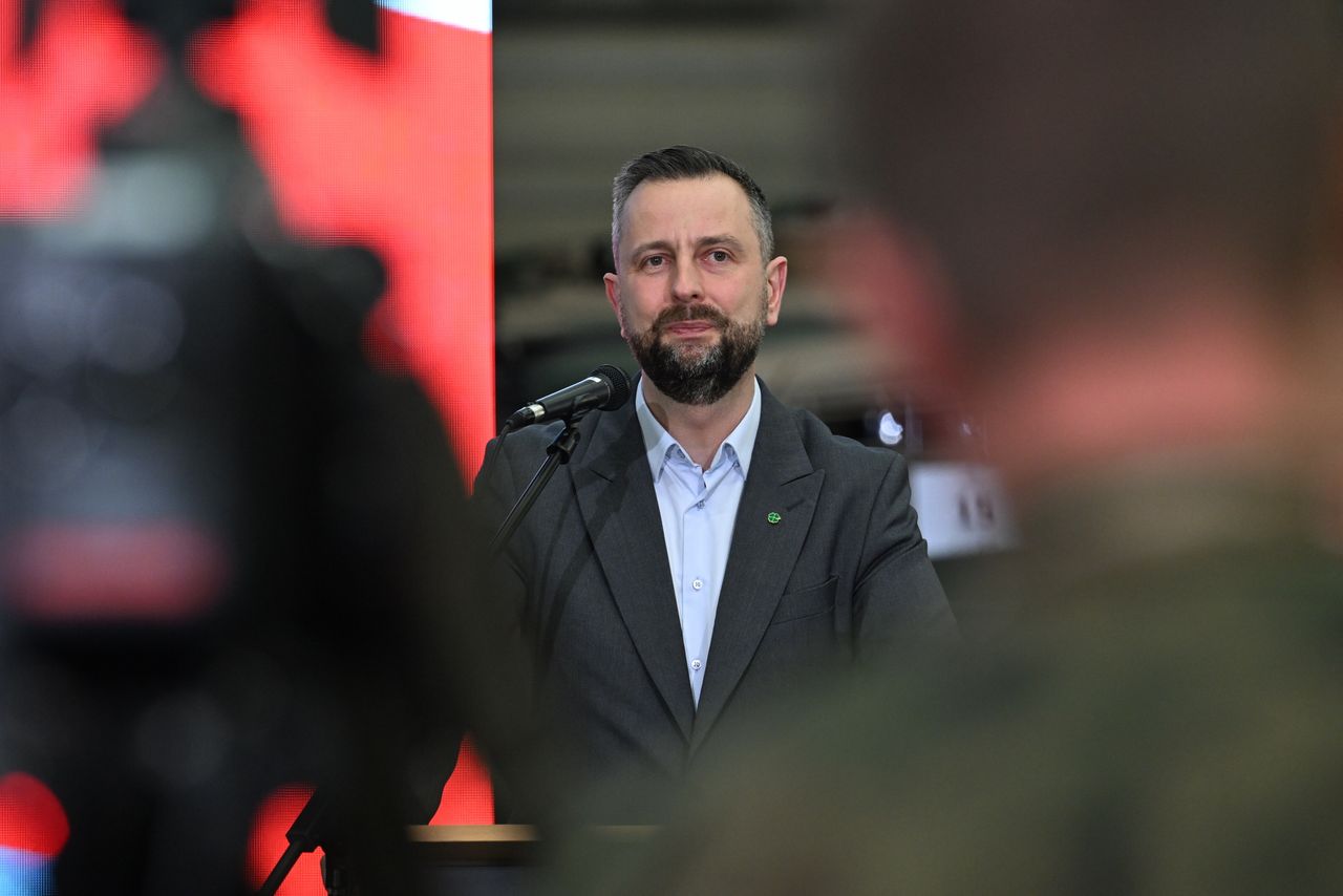 Tajne obrady Sejmu ws. bezpieczeństwa. Szef MON zabrał głos