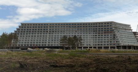 Hotel Gołębiewski w Pobierowie. Budowa trwa, mamy nowe zdjęcia
