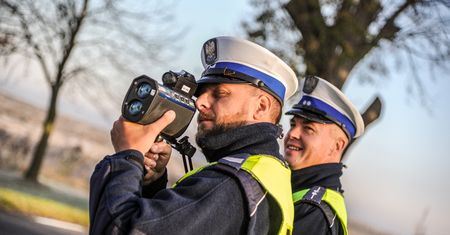Mandat do 5 tys. zł. Policjant: obecne kwoty nie robią na kierowcach większego wrażenia