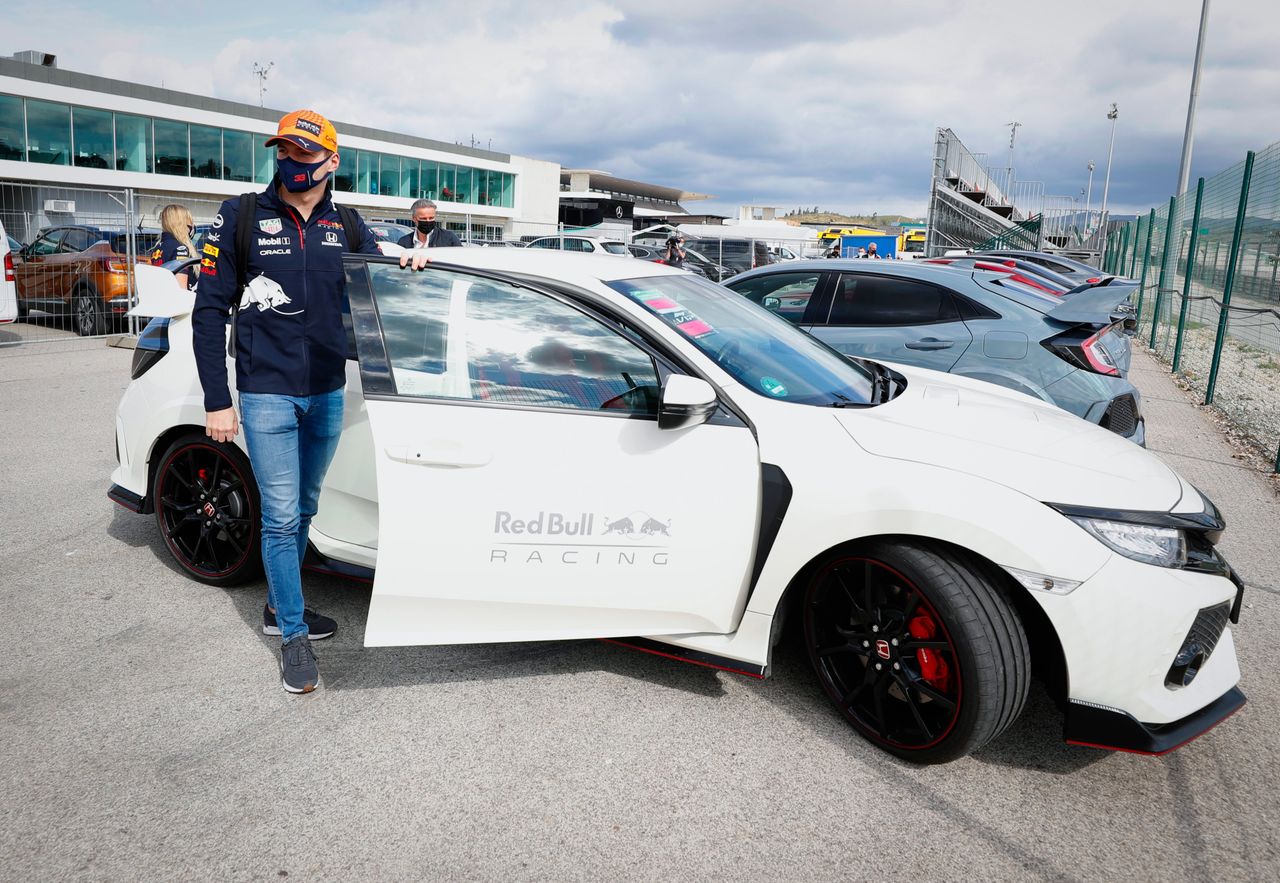 Max Verstappen sprzedaje swojego civika. Dochód trafi na szlachetny cel