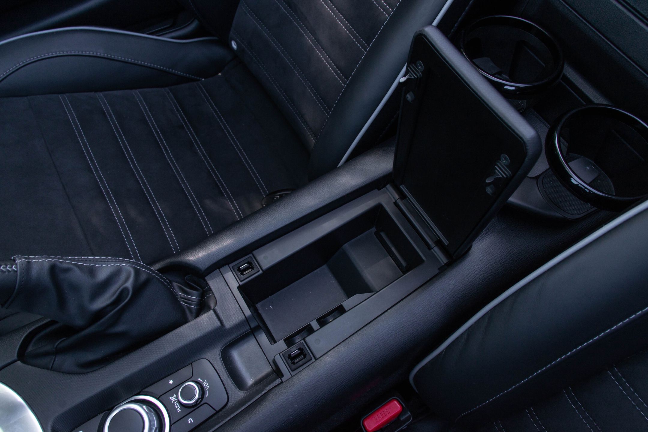 Mazda MX-5 Homura 2023