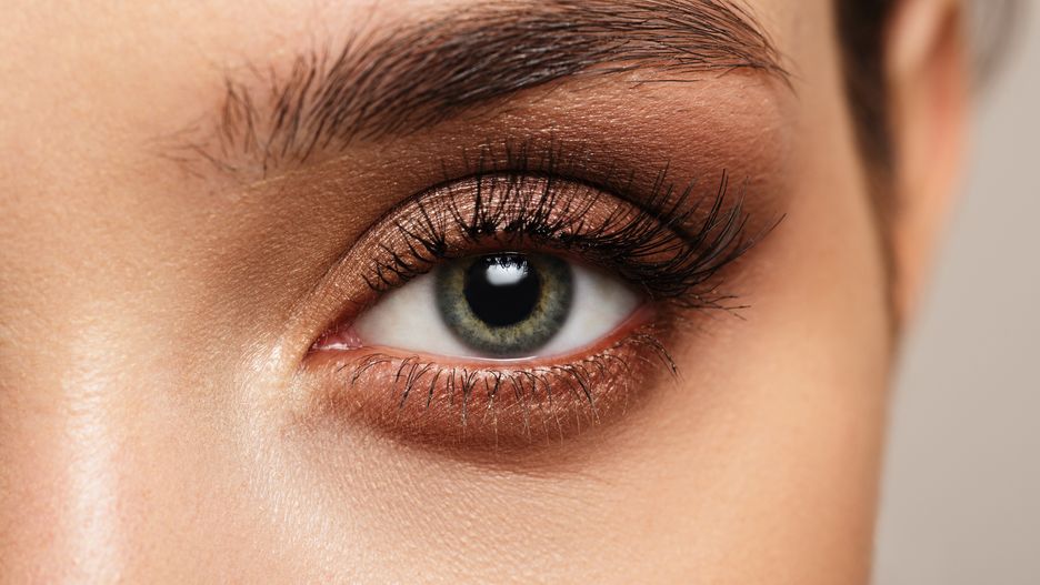 Makijaż potrafi nadać spojrzeniu wyjątkowości.