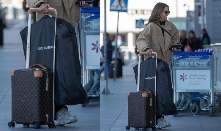 Anna Lewandowska paraduje na lotnisku z walizką Louis Vuitton za ponad 11 tysięcy złotych
