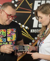 Rodzina 500+ pomaga? Jerzy Owsiak potwierdza dane PiS i mówi: Polaków przybywa!