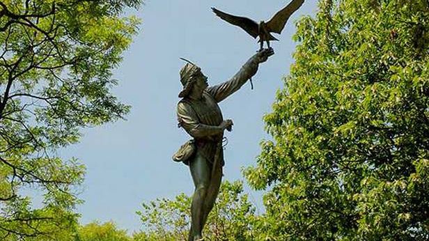 Skrzydlaty robot naśladuje ptaki - może wylądować na dłoni [wideo] 1