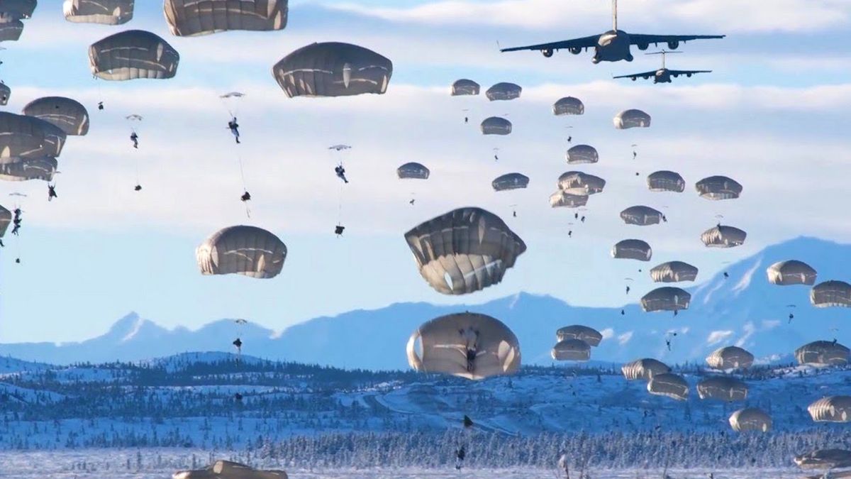 Desant żołnierzy 11. Dywizji Powietrznodesantowej