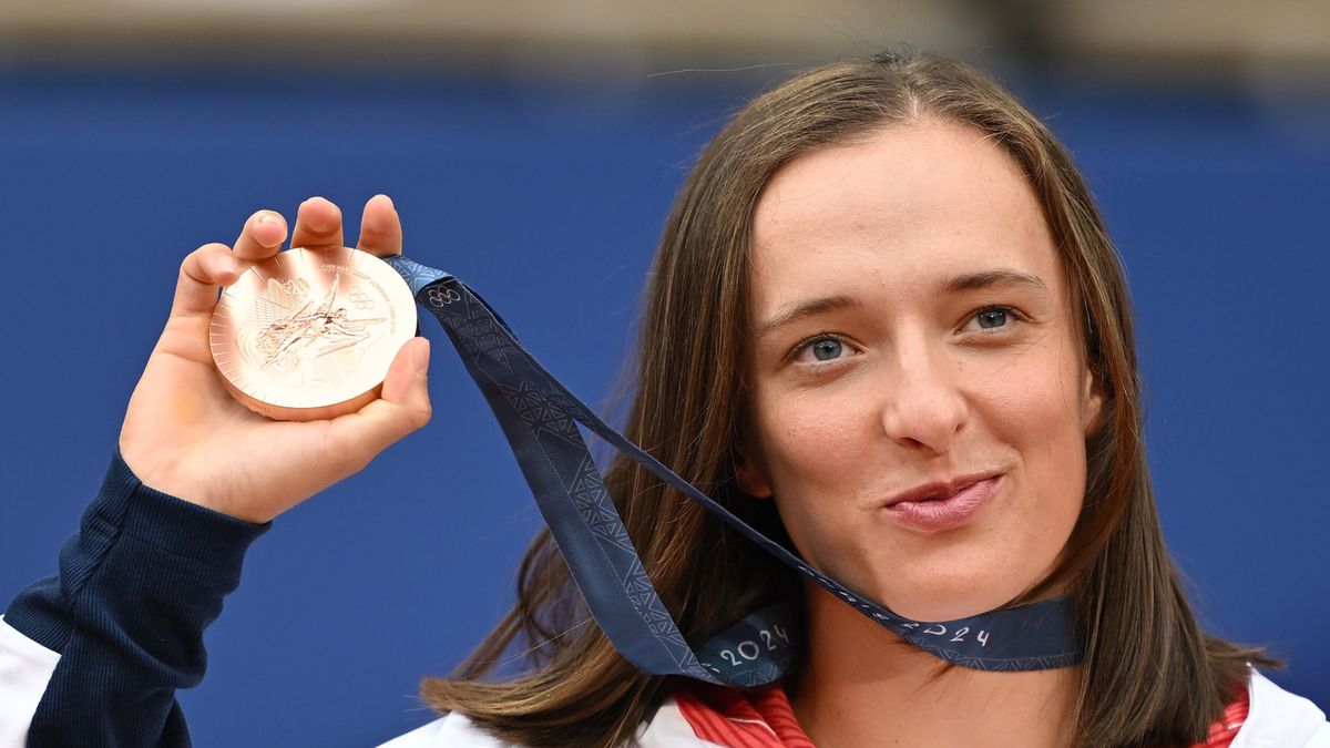 PAP / Adam Warżawa / Iga Świątek odebrała medal na igrzyskach olimpijskich w Paryżu