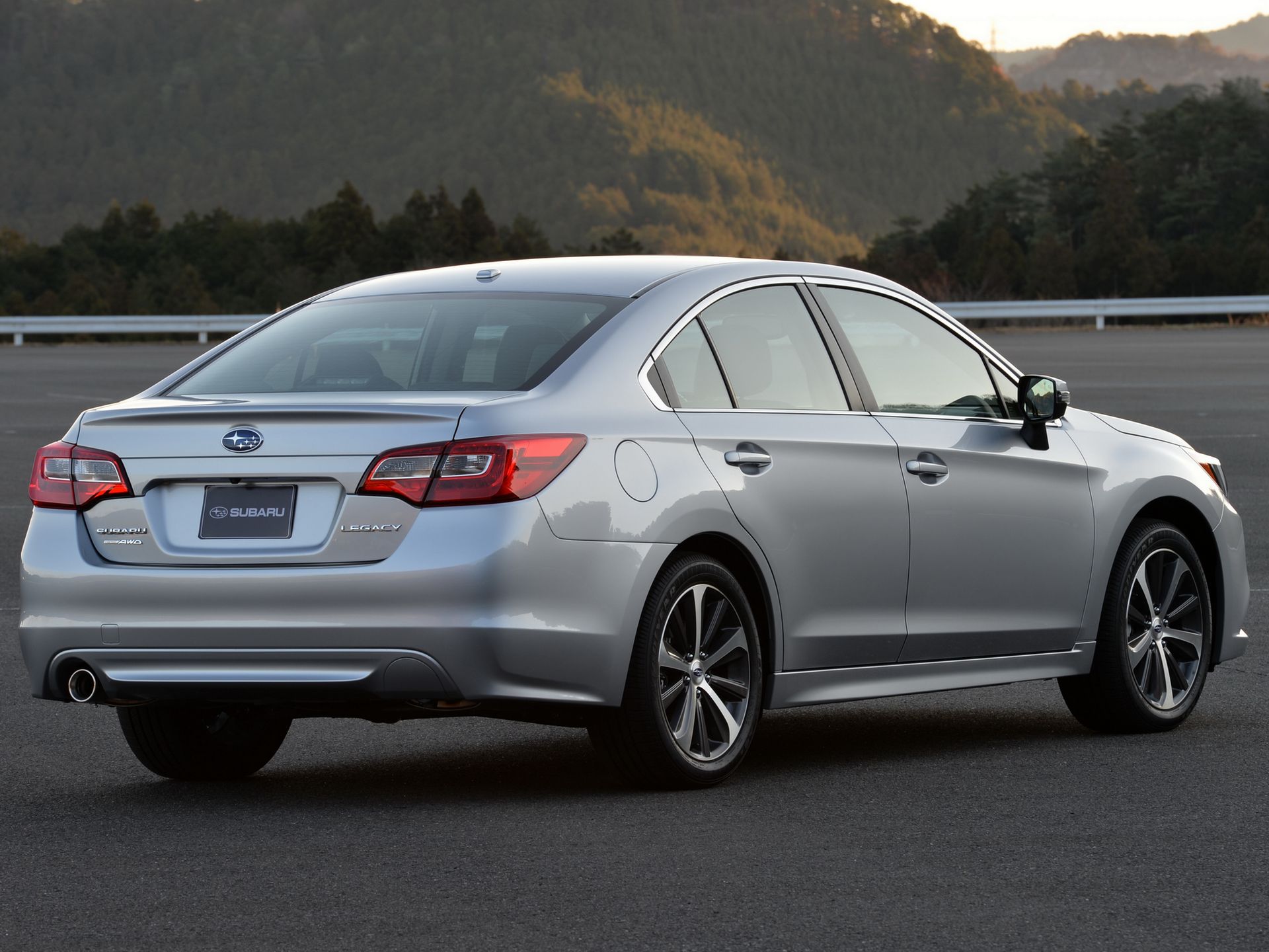Subaru Legacy 6