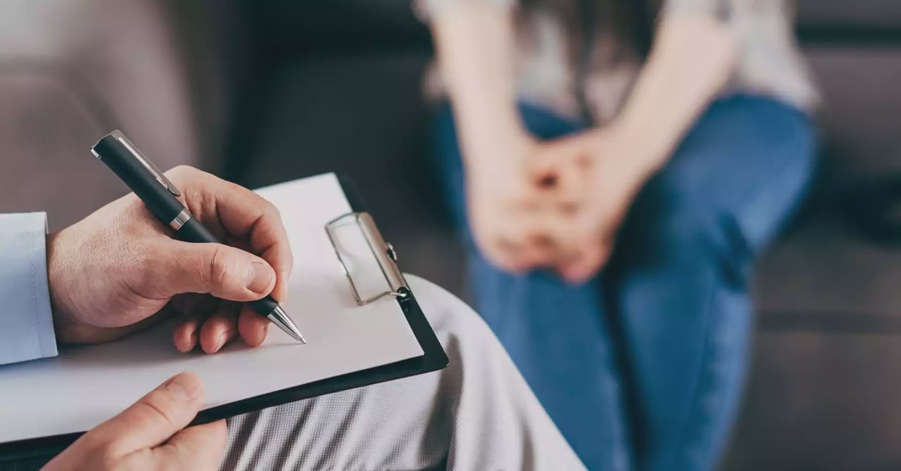 40 procent Polaków uważa wizytę u psychologa za stygmatyzującą