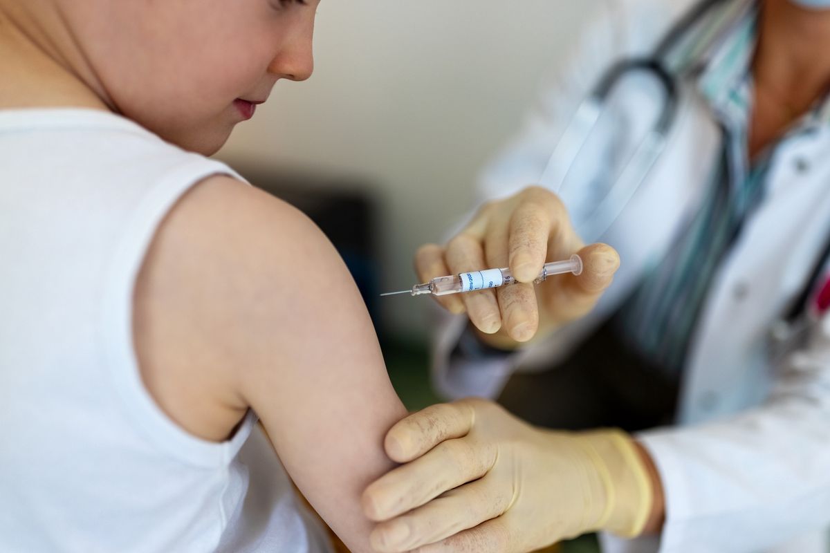 Izrael dopuszcza szczepienia 5-latków 