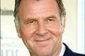 Tom Wilkinson w "Girl With a Pearl Earring"