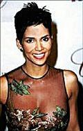 Halle Berry w "The Guide"