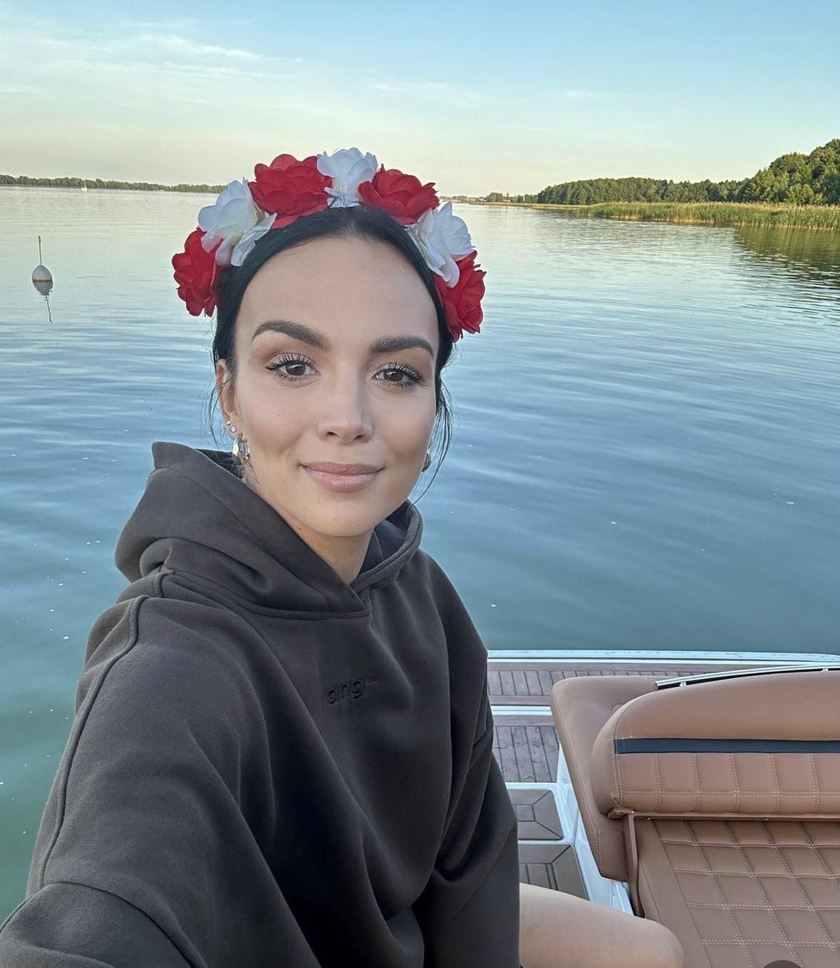 Paulina Krupińska pozdrawia z wczasów na Mazurach