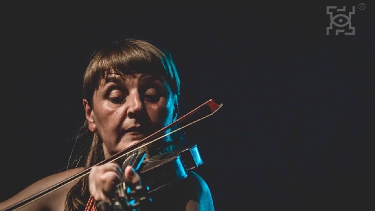 Dr. Ewa Grochowska