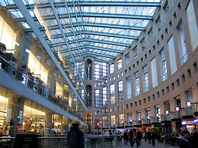 10 najnowocześniejszych bibliotek świata 19