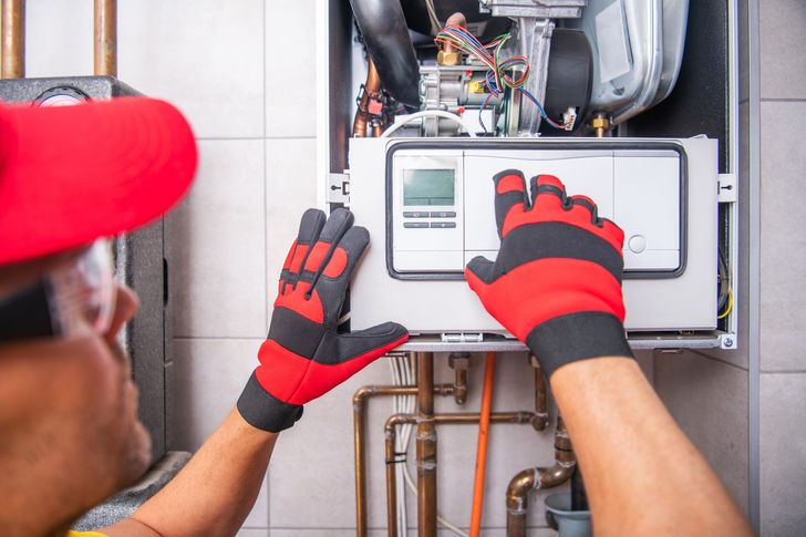 Koniec pieców na gaz. Unijny harmonogram nie pozostawia złudzeń, ale zostawia także furtkę